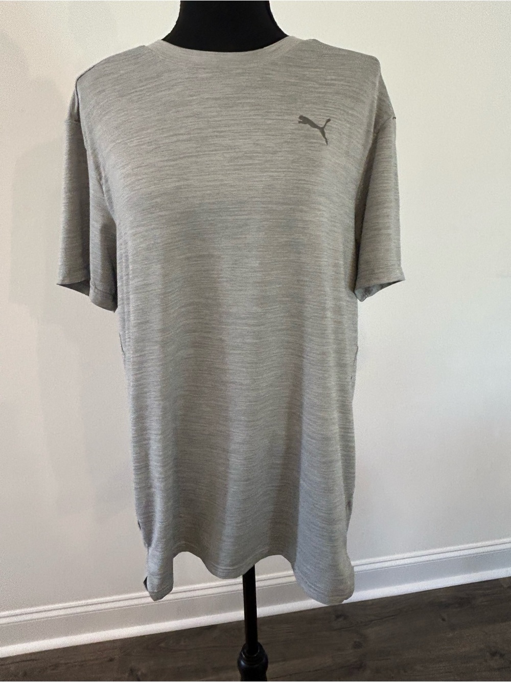 PUMA Men’s M Heather Gray Short Sleeve T-Shirt Athletic Casual